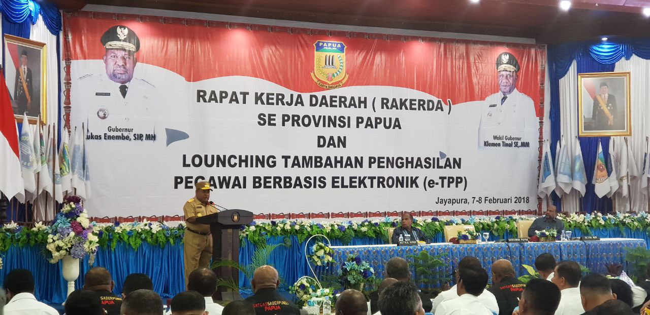 Gubernur Buka Rakerda Se-Papua yg dihadiri juga ketua DPRD se Papua
