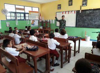 Giliran Mengajar Yang Dilakukan Satgas 501/Kostrad