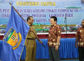 Pemprov Papua Resmi Lepas Kontingen Pesparawi