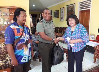 Pemprov Papua Ajangsana ke Keluarga Pahlawan Nasional