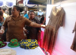 DP3A-KB Pamerkan Hasil Kerajinan Perempuan Papua