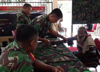 Tim Kesehatan Satgas TMMD Layani Warga Kampung Mandiri Jaya
