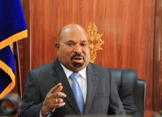 Gubernur Enembe Cari Kepala OPD Baru yang Loyal