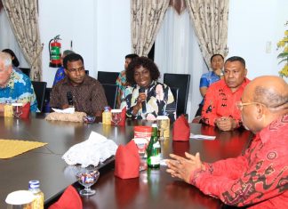 Gubernur Enembe Terima Delegasi University of Rhode Island Amerika