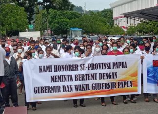 Honorer Demo Tuntut Diangkat ASN
