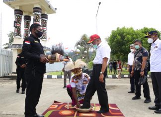 Menko PMK Pastikan Perlindungan Sosial Tersalur Sampai Wilayah Perbatasan Negara