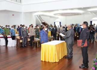 Isi Kekosongan Jabatan, Wagub Lantik Wakil Ketua I MRP